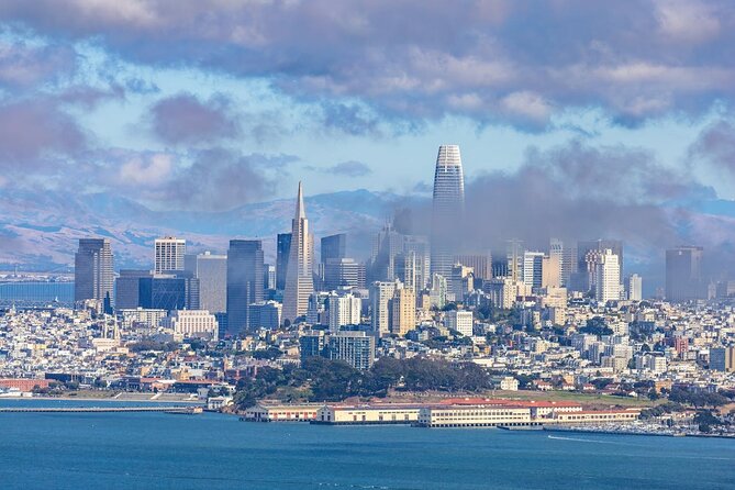 Self-Guided Audio Tour of the Golden Gate Bridge - Navigating the Tour With the Mobile App