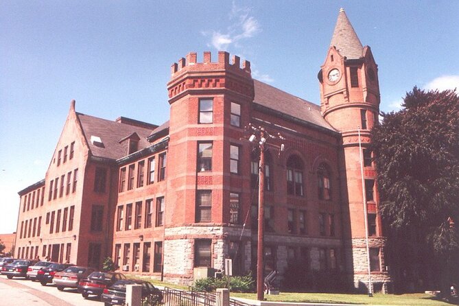 Self-Guided Bridgeport Scavenger Hunt Review - Photo Challenges and Rewards