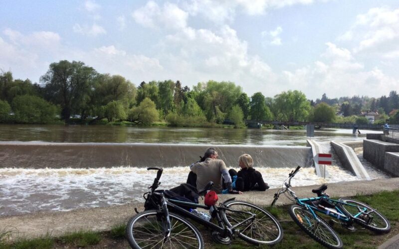 Self-Guided Country Bike Tours - Good To Know