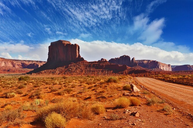 Self Guided Driving Audio Tour of Monument Valley - Meeting and Pickup