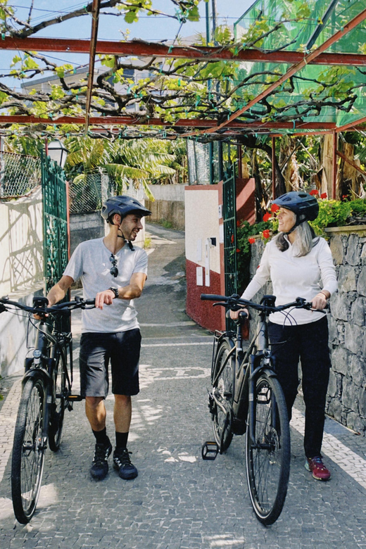 "Self-Guided" E-Bike Road Tour - Funchal to Câmara de Lobos - Frequently Asked Questions