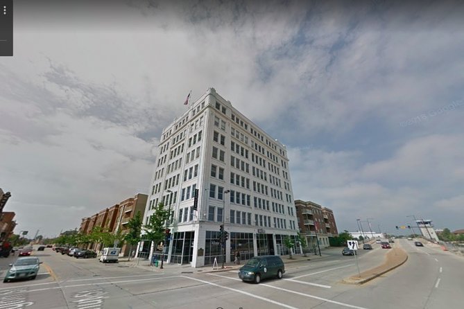 Self-Guided Green Bay Scavenger Hunt: Victory In Titletown - Capturing Memorable Moments