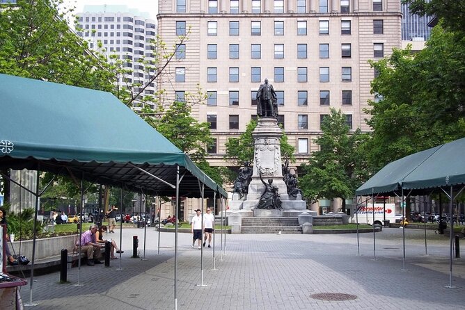 Self-Guided Montreal Scavenger Hunt: Montreals Cultural Wonders - Capturing Memorable Moments