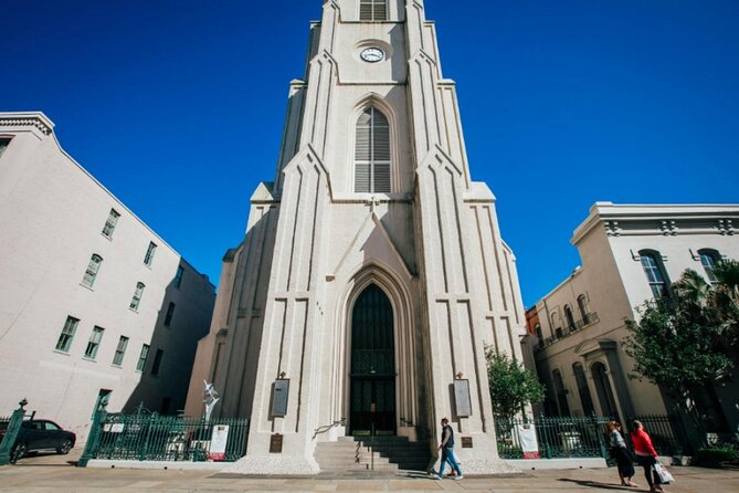 Self-Guided New Orleans Scavenger Hunt: Getting Down To Business - Solving Riddles and Photo Challenges