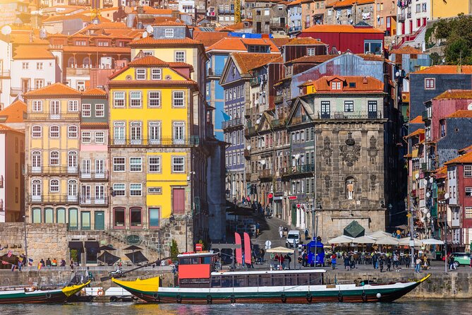 Self-Guided Scavenger Hunt and Tour in Porto - Positive Traveler Feedback