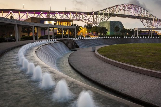 Self Guided Scavenger Hunt: Sparkling City by the Sea - Brainiacs Riddle Hunt