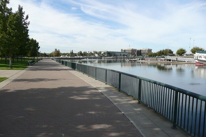 Self-Guided Scavenger Hunt: Stockton Adventure - About Your Stay