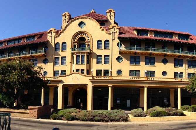 Self-Guided Scavenger Hunt: Stockton Adventure - Teamwork and Roles in the Hunt