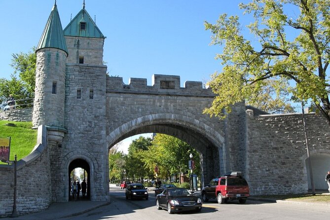 Self-Guided Scavenger Hunt: The Horrors of Quebec City! - Navigating the Lets Roam App