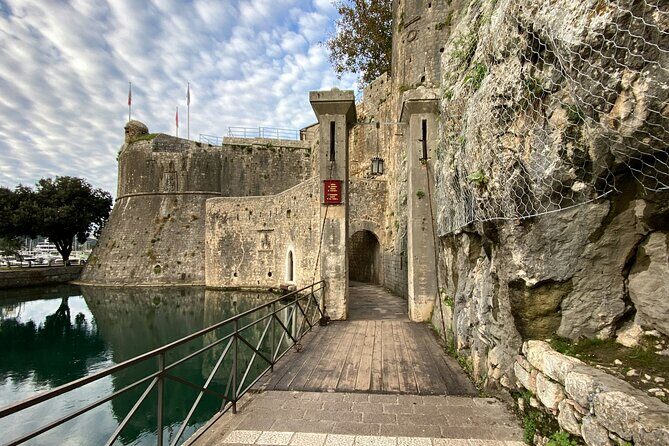 Self Guided Stroll Through Old Town of Kotor - Exploring the Old Town of Kotor: What to Expect