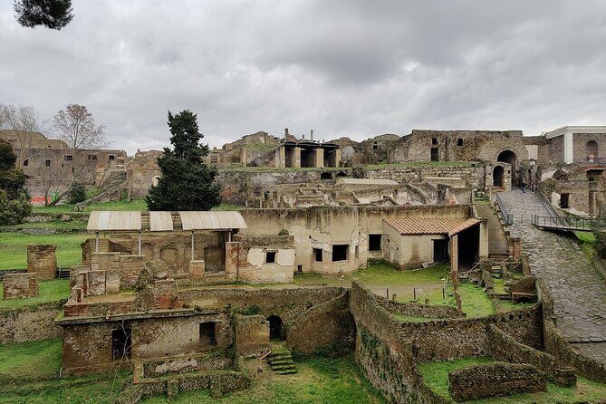 Self-guided tour to Pompeii and Herculaneum from Naples for small groups - The Sum Up