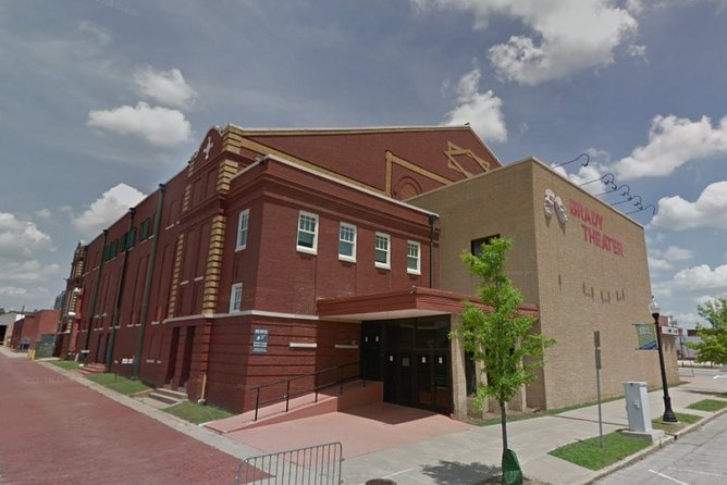 Self Guided Tulsa Scavenger Hunt: Center of the Universe - App and Features