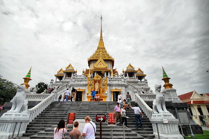 Selfie City & Temple Join-in Tour: Marble Temple and FlowerMarket - Accessibility and Policies