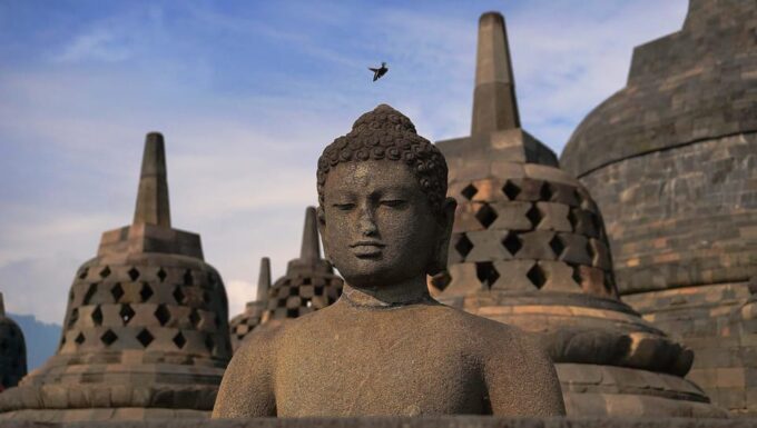 Semarang: From Semarang Port to Borobudur - Transportation to Borobudur