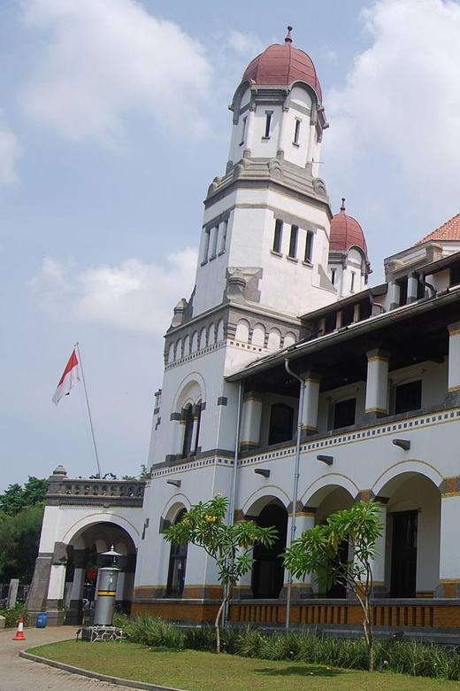 SEMARANG: LAWANGSEWU/SAMPOOKONG/OLD TOWN SIGHT SEEING - Cultural and Historical Significance
