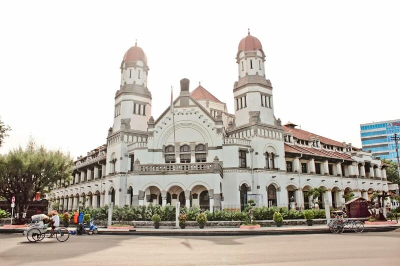 SEMARANG: LAWANGSEWU/SAMPOOKONG/OLD TOWN SIGHT SEEING - Inclusions and Exclusions