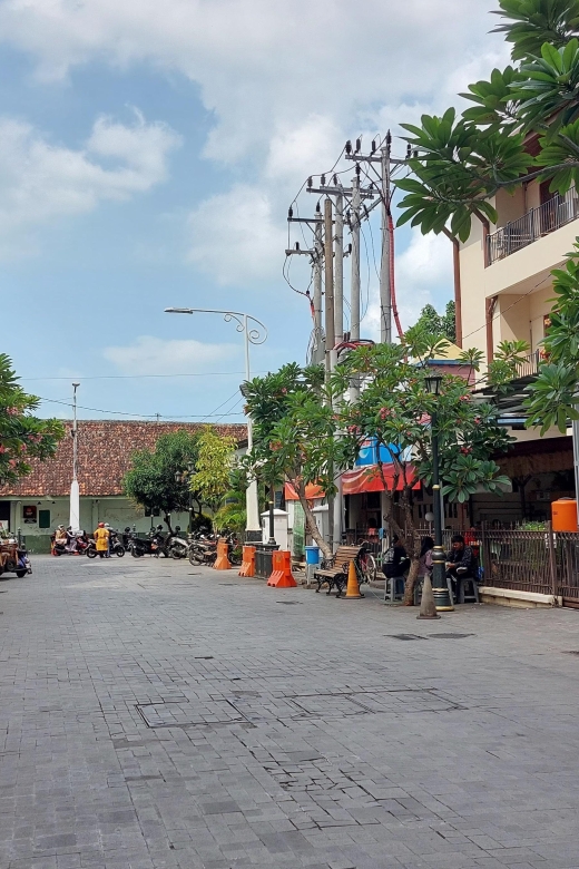 Semarang: Private Car Charter With Professional Driver - Pickup and Drop-off Arrangements