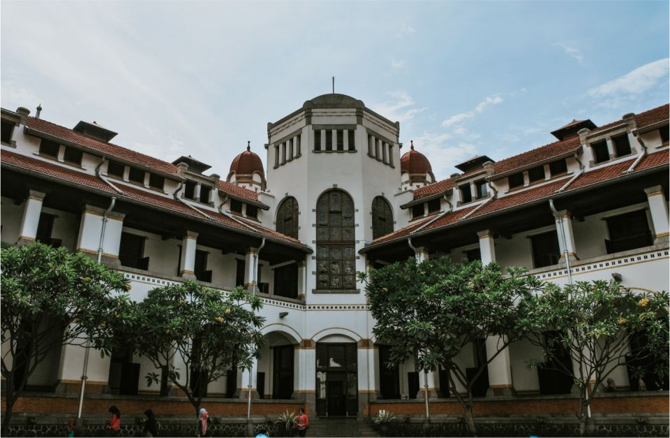 Semarang: Private City Highlights Shore Excursion With Guide - Sam Poo Kong: Spiritual Heritage