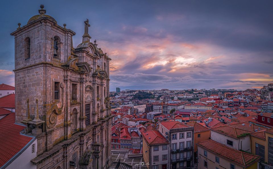 Semi-Private Oporto Fado Show With Dinner - Fado Show and Dinner