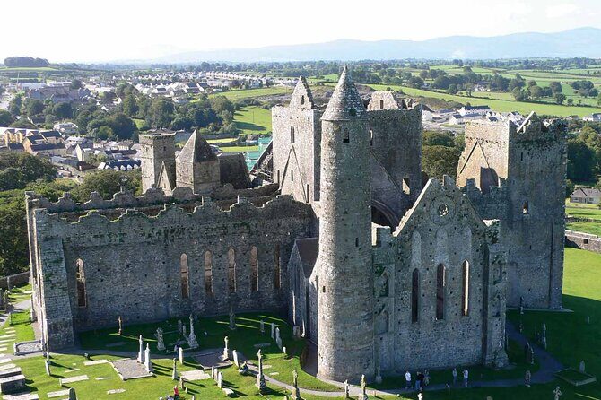 Semi Private tour Rock of Cashel - Cahir castle & Kilkenny - Key Points