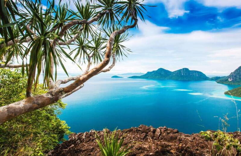 Semporna: Bohey 3 Islands Hike, Snorkel/Dive Tour with Lunch - Key Points