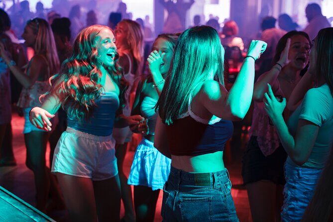 Señor Frogs Cancun Unlimited Open Bar - The Venue and Atmosphere