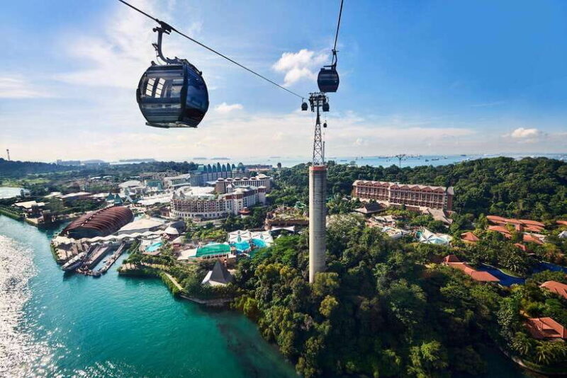 Sentosa Adventure: SEA Aquarium, Cable Car, Madame Tussauds - Madame Tussauds Singapore: Glitz, Glamour, and Fun Photos
