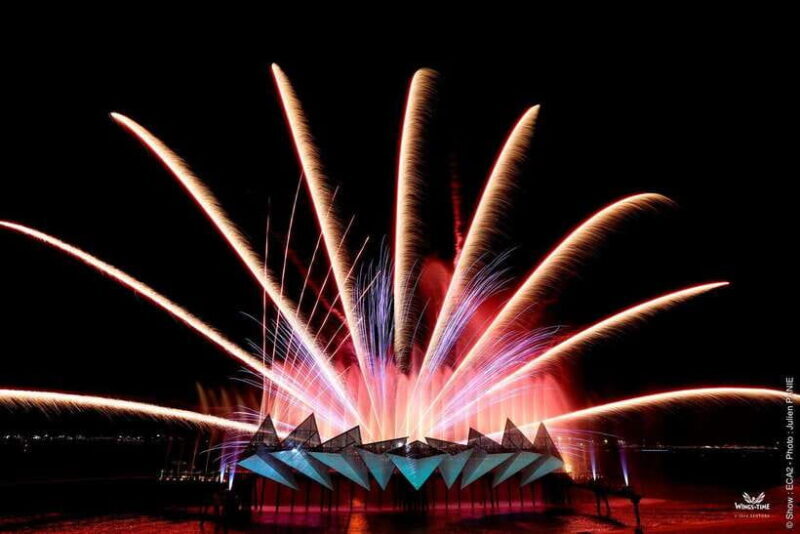 Sentosa: Wings of Time Show with Fireworks - Introduction