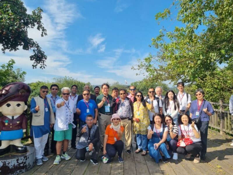Seoul: DMZ Tour with Exclusive North Korean Defector Meet-Up - The Expertise of Guides