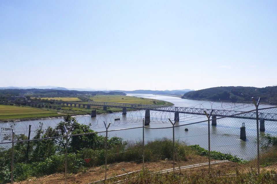 Seoul: Guided DMZ Day Trip With 3rd Tunnel & Gondola Option - Explore the 3rd Tunnel