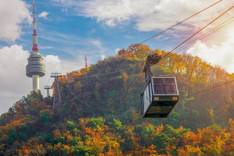 Seoul: Gyeongbok Palace and Bukchon Hanok Walking Tour - Small Group Experience