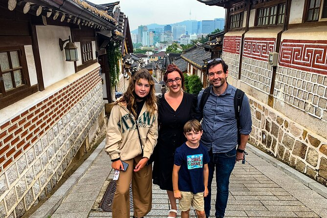 Seoul Highlights & Hidden Gems Tours by Locals: Private + Custom - Group Sizes