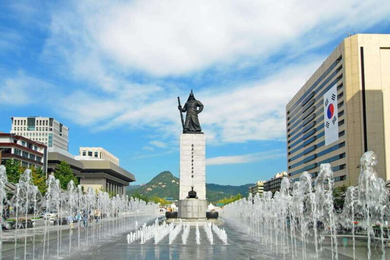 Seoul: Max Out Must Visit City Highlights Panoramic Day Tour - Authentic Experiences and Highlights