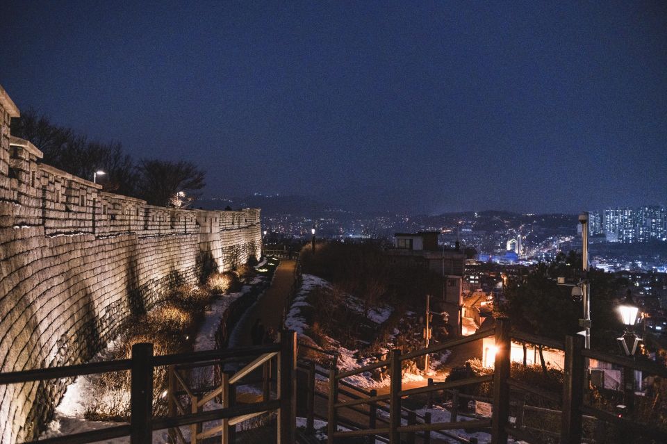 Seoul: Nighttime Hidden Gems Walking Tour - Experiencing Local Culture and Society