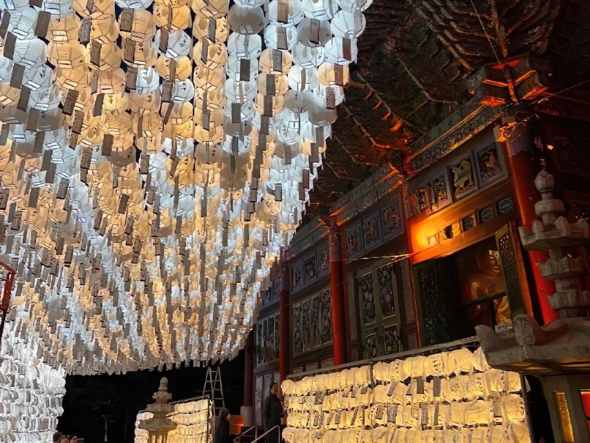 Seoul: Palace, Temple and Market Guided Foodie Tour at Night - Jongro 3-ga Pocha Street Exploration
