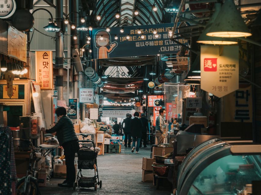 Seoul: Palace, Temple and Market Guided Foodie Tour at Night - Frequently Asked Questions