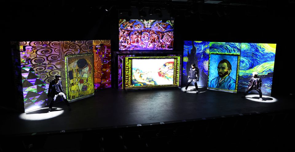 Seoul: The Painters Live Art K-Pop Dance Show - Inclusions