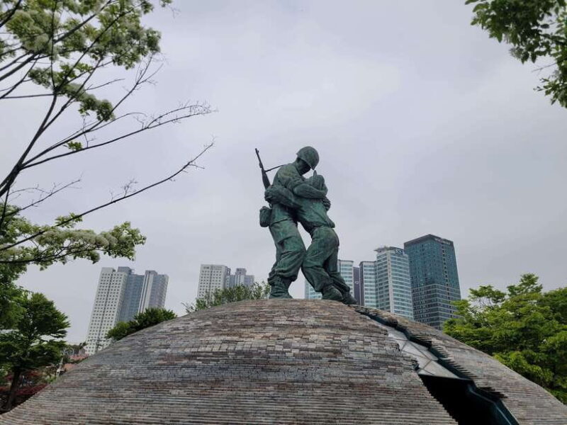Seoul: War Memorial of Korea Guided Museum Tour - The Group Experience: Personal and Flexible
