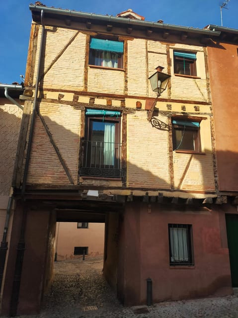 Sepharad: a Trip to Jewish Quarters in Toledo and Segovia - Preparing for the Tour