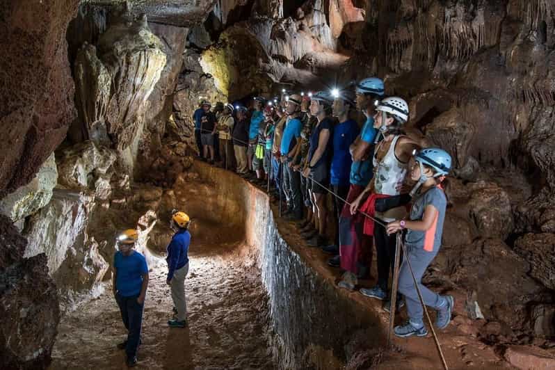 Serra dos Candeeiros: Alcobertas' Cave and the Natural Park - The Route and Its Highlights