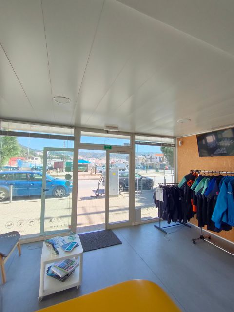 Sesimbra: Exclusive Private Yacht tour with sea activities! - Comfort, Safety, and Convenience