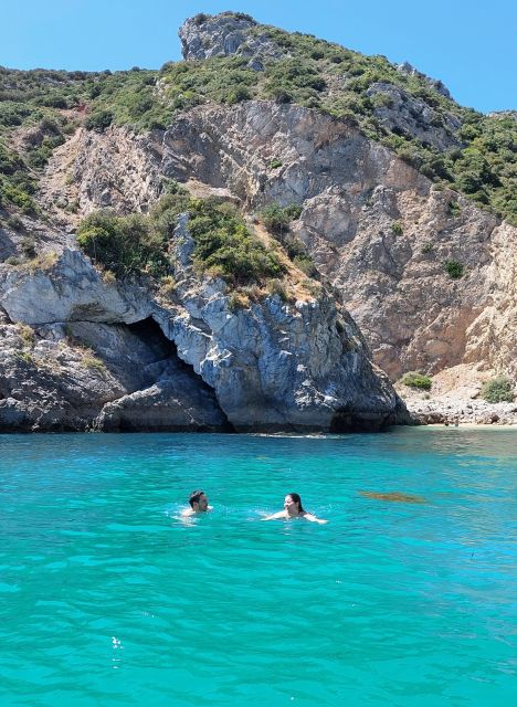 Sesimbra: Private Boat Tour-Wild Beaches, Secret Bays, Caves - Itinerary Stops