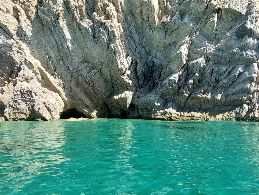 Sesimbra: Private Boat Tour-Wild Beaches, Secret Bays, Caves - Tour Highlights
