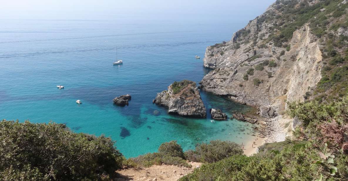 Sesimbra: Ribeiro Do Cavalo Beach Roundtrip Boat Transfer - Key Points