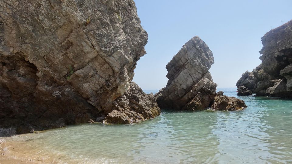 Sesimbra: Ribeiro Do Cavalo Beach Roundtrip Boat Transfer - Frequently Asked Questions