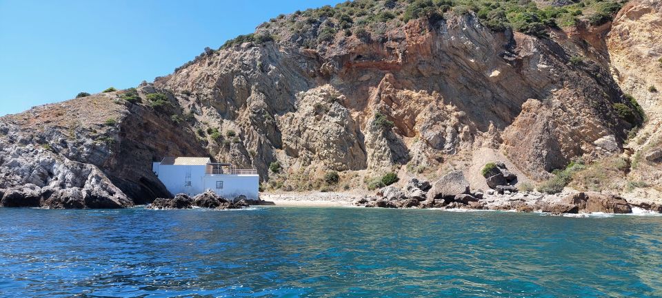 Sesimbra: Secret Bays and Beaches Boat Tour With Snorkeling - Visiting the Ribeiro Do Cavalo Beach