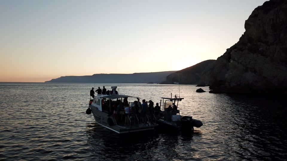 Sesimbra: Sunset Boat Tour - What to Bring