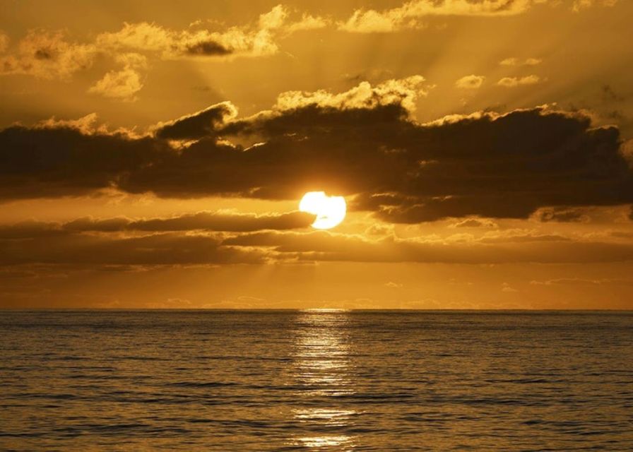 Sesimbra: Sunset Boat Tour - Additional Information