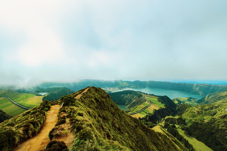 Sete Cidades Private Tour 2 People - Languages and Experience