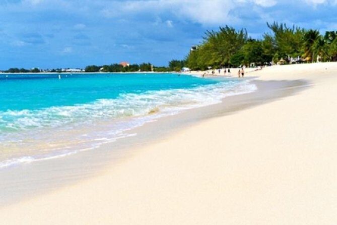 Seven Mile Beach Getaway - An In-Depth Look at the Tour